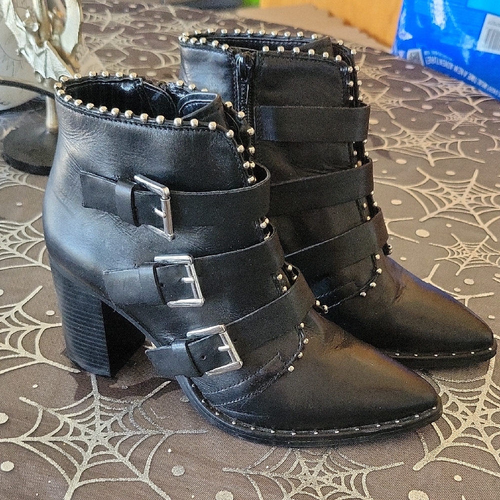 Steve Madden Black Buckle Heeled Boots